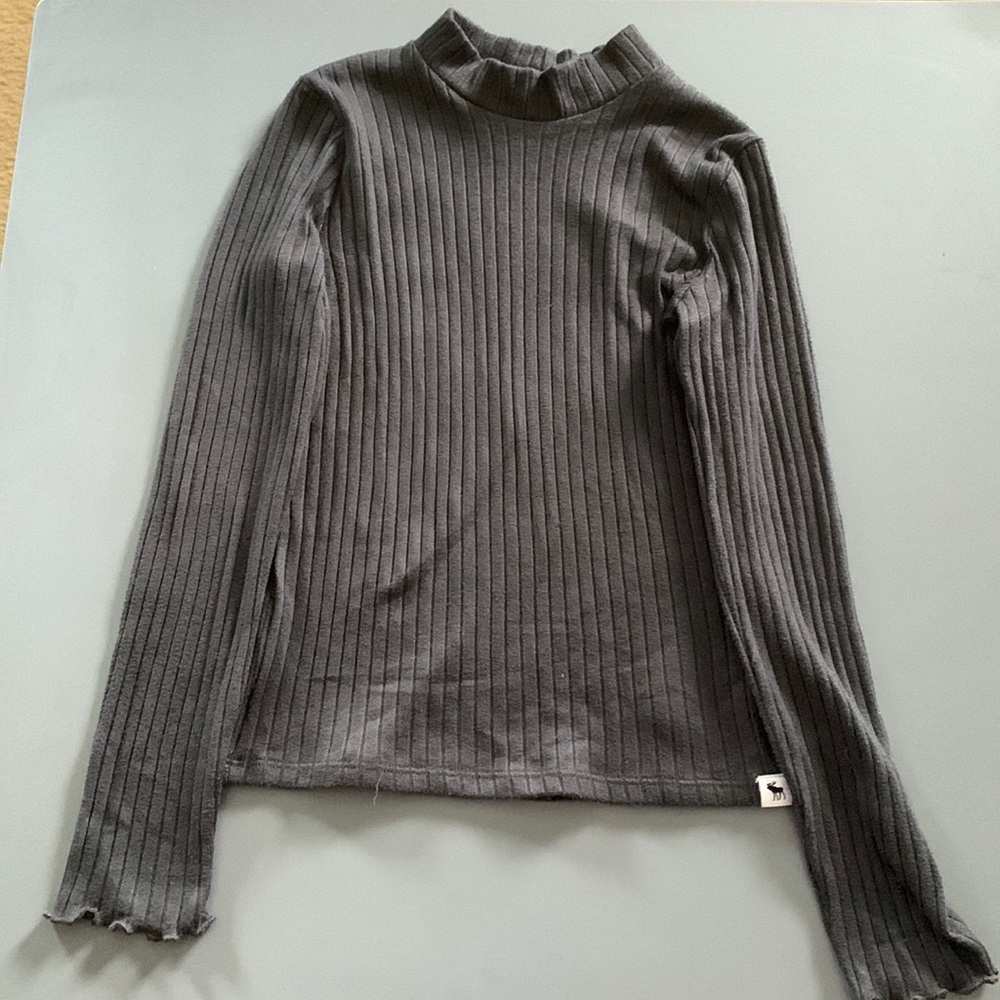 A&E kids long sleeve